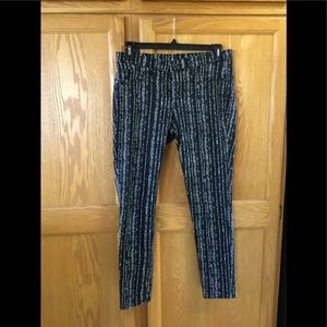 RAG AND BONE BLACK AND WHITE PRINT JEAN